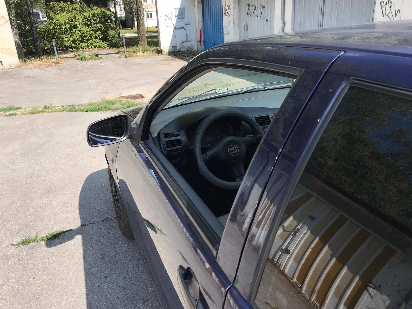 550€ - Seat Ibiza 1.0mpi + PLIN - 2002.god - reg 9/2022 - stanje 4/5 33 IMG 20220724 WA0006