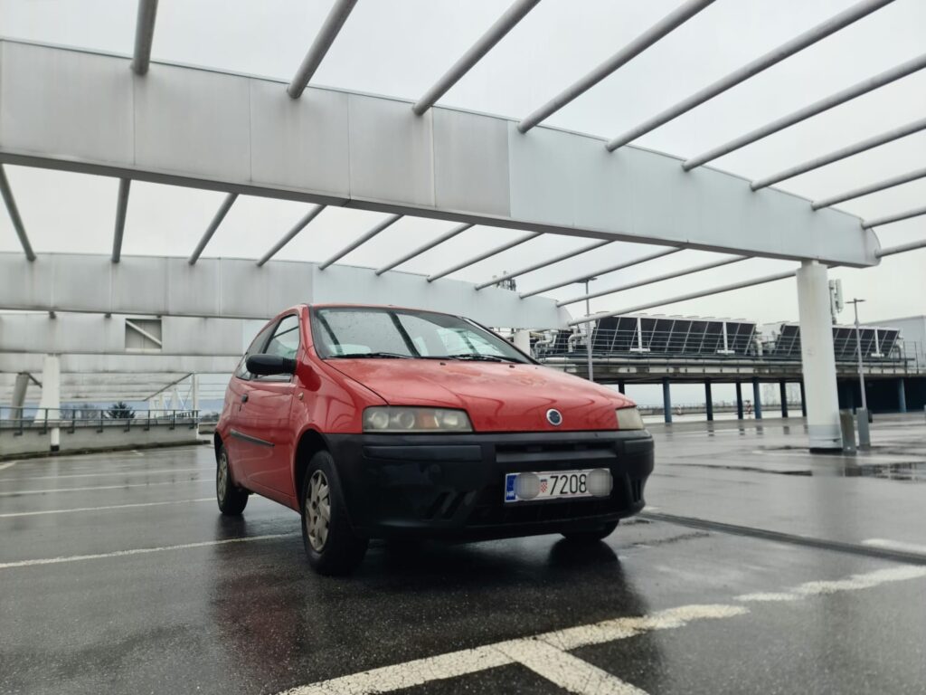 699€ - Fiat Punto 1.2 - reg 6/2023 - odlicno stanje 25 IMG 20230116 WA0002