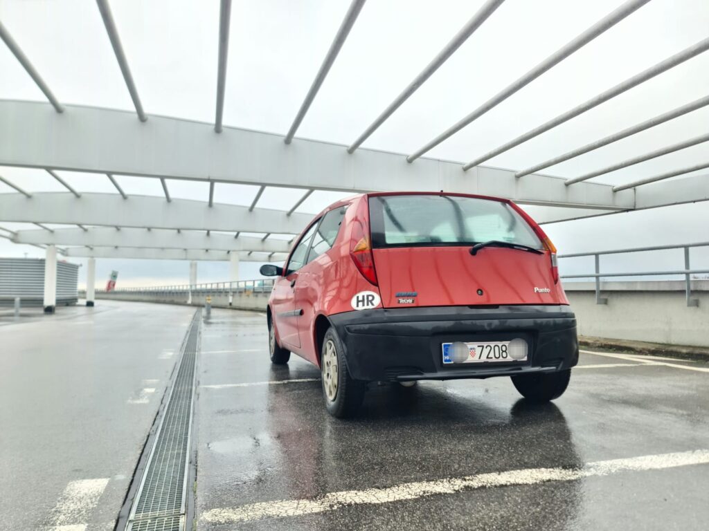 699€ - Fiat Punto 1.2 - reg 6/2023 - odlicno stanje 22 IMG 20230116 WA0005