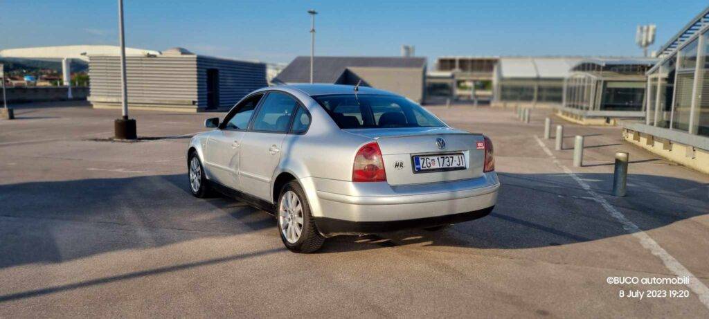 1200€ - VW Passat b5.5 - 1.8Turbo 110kW (2004.) - reg 8/2023 - odlično stanje 69 vw passat b5.5 b5+ 1.8T 110kW 2004. - BUCO automobili