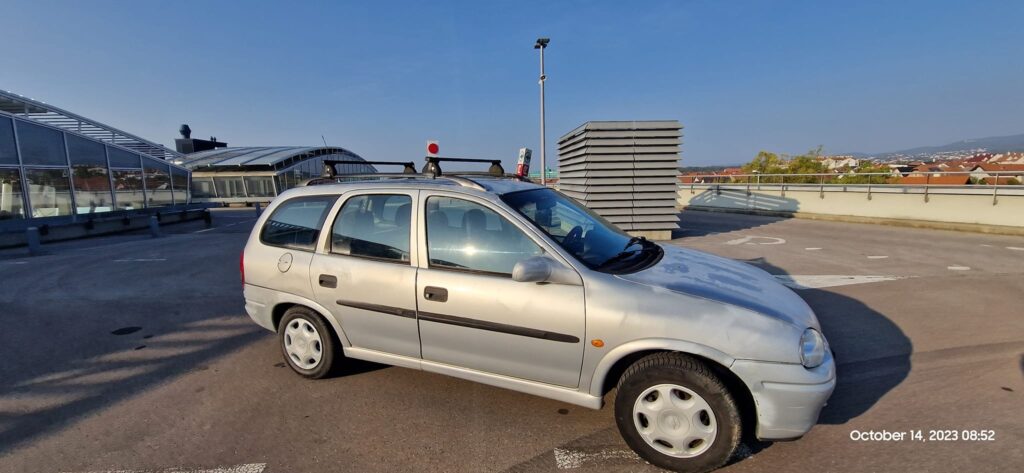499€ - Opel Corsa B KARAVAN 1.4 16v - reg 12/2023 - UNIKAT VOZILO! Jako dobro stanje 40 Opel Corsa b karavan 1.4 16v - bucoautomobili