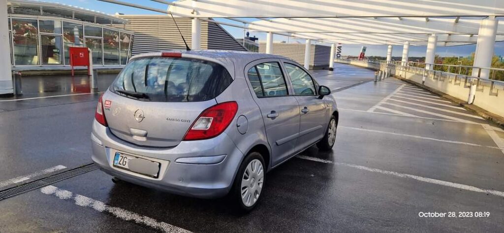 2300€ - Opel Corsa D 1.3 cdti (2007.) - reg 1/2024 - odlično stanje 29 FB IMG 1698478844940