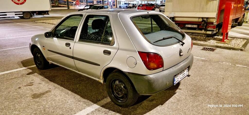 399€ - Ford Fiesta 1.3i - reg 12.04.2024. - jako dobro stanje - 160.000km 27 FB IMG 1710800217451