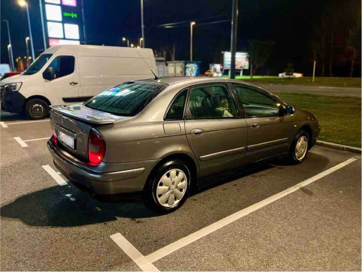 799€ - Citroen C5 2.0HDi (2003.) - reg 7/2025 - jako dobro stanje 27 IMG 1153