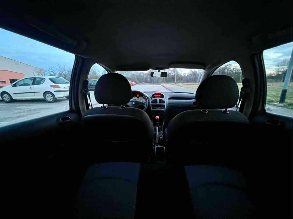 750€ - Peugeot 206 SW 1.4HDi (2005.) - reg 6/2025 - jako dobro stanje 33 highcompress IMG 1200